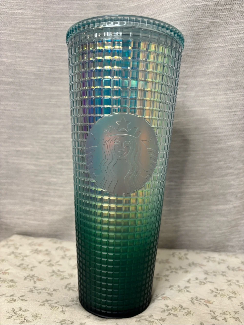 Starbucks Green Logo Holographic Iridescent Tumbler missing the straws